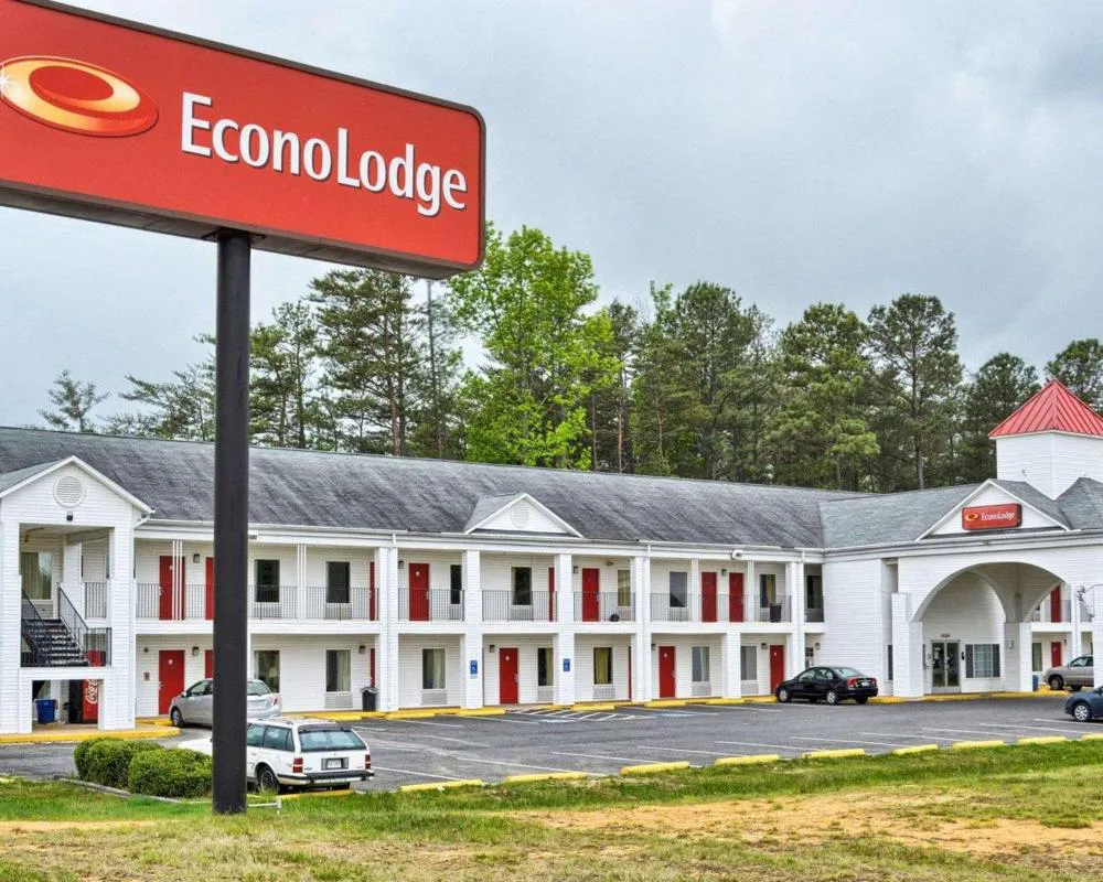 Econo Lodge Ruther Glen hotel hero