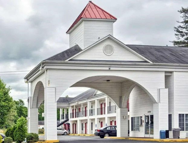 Econo Lodge Ruther Glen hotel detail image 3