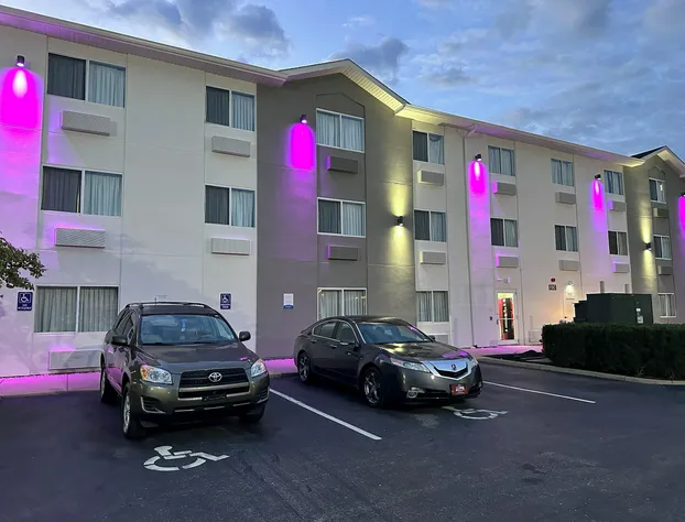 Sleep Inn & Suites – Oxford – University Area hotel detail image 3