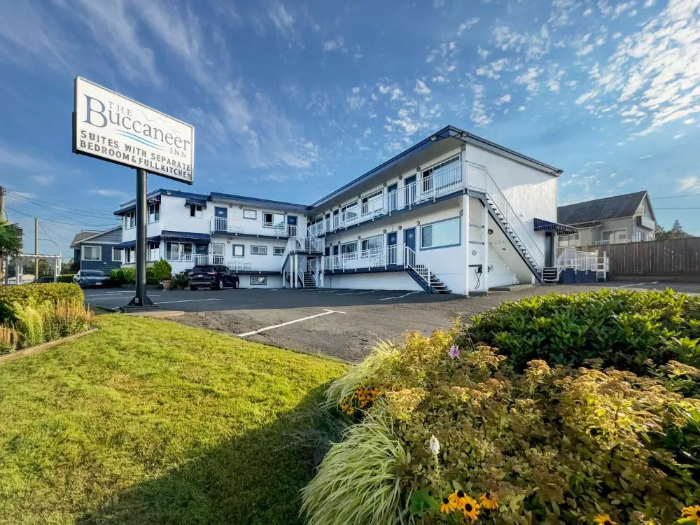 Buccaneer Inn hotel hero