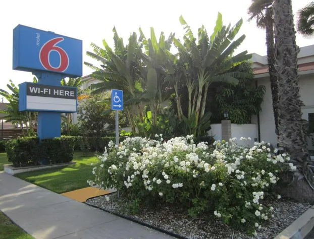 Motel 6 Anaheim, CA hotel detail image 1
