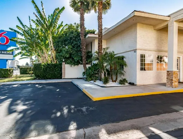 Motel 6 Anaheim, CA hotel detail image 2