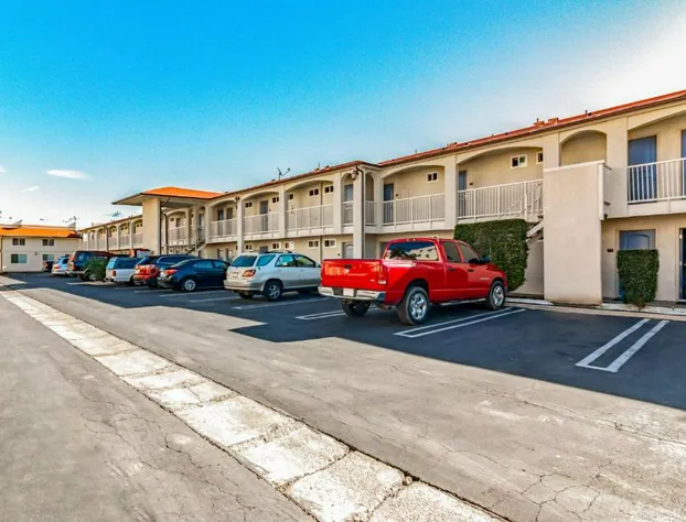 Motel 6 Anaheim, CA hotel detail image 4