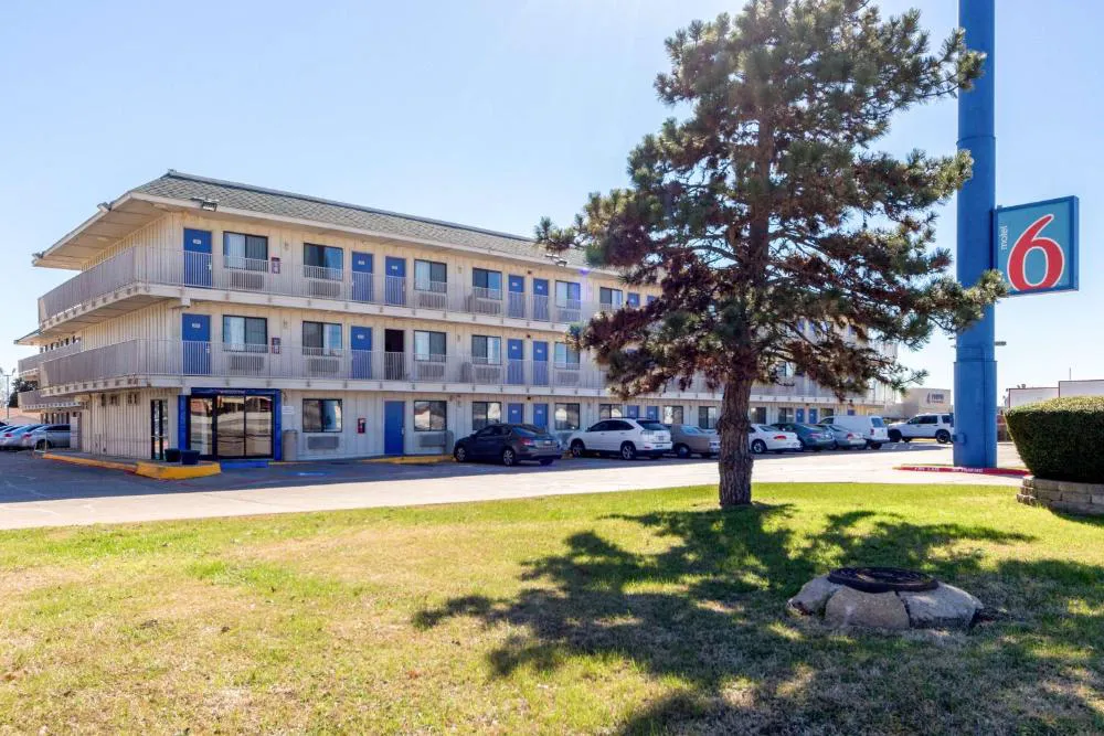 Motel 6 Garland, TX - Dallas hotel hero