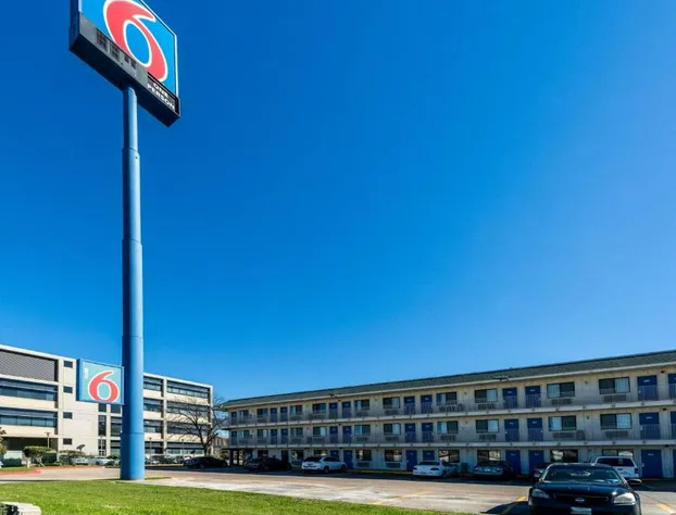 Motel 6 Garland, TX - Dallas hotel detail image 1