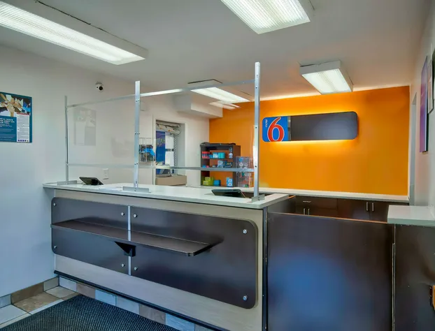 Motel 6 Warren, MI - Detroit East hotel detail image 4