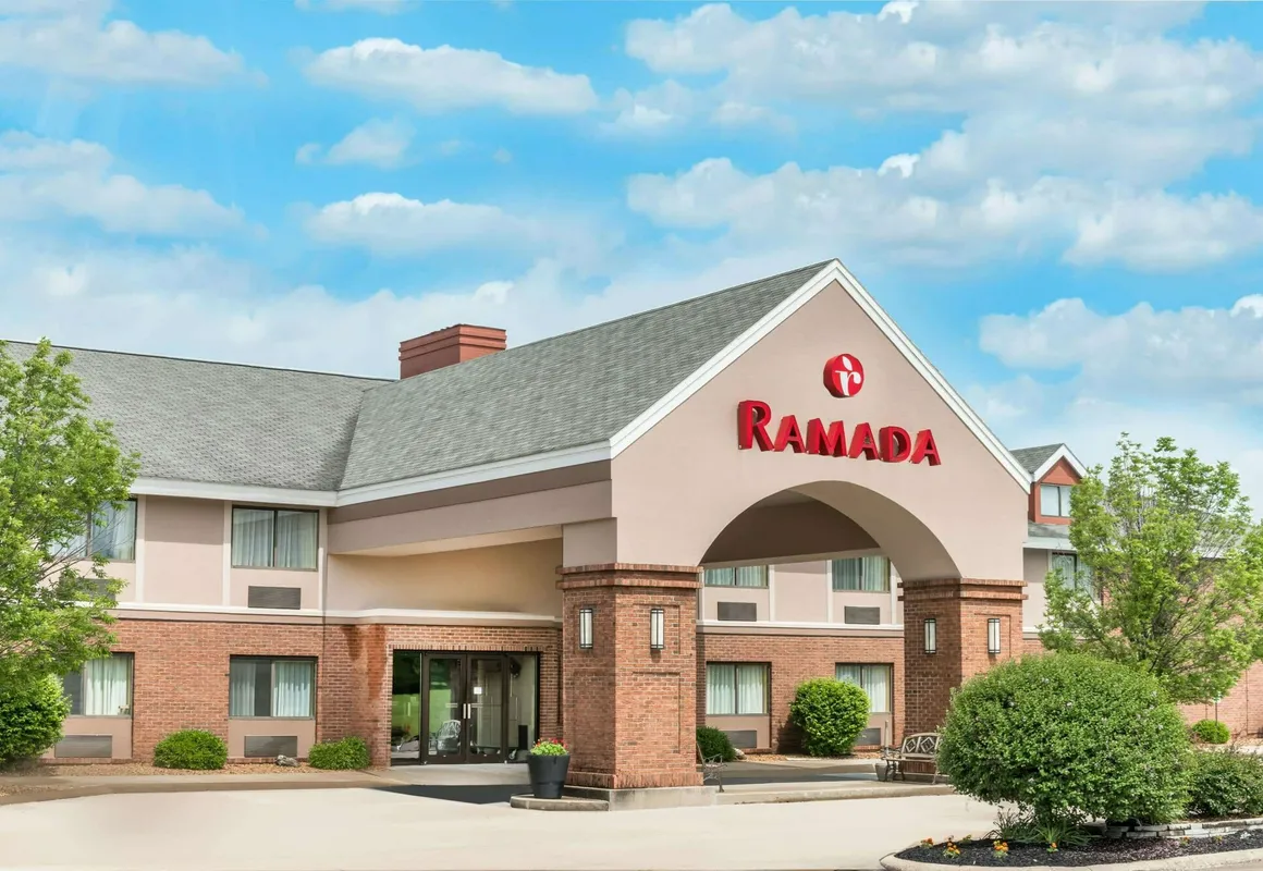 Ramada by Wyndham Vandalia hotel hero