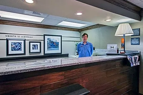 Hampton Inn Mattoon hotel detail image 1