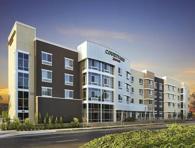 Courtyard by Marriott Sunnyvale Silicon Valley hotel detail image 1