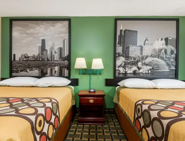 Super 8 by Wyndham Mt. Carmel IL hotel detail image 2