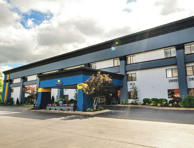 Days Inn by Wyndham Fort Smith hotel detail image 2