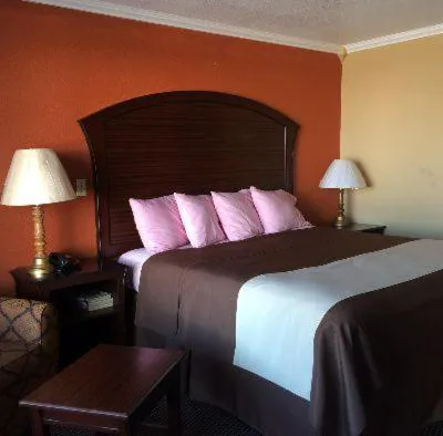 Americas Best Value Inn Schulenburg hotel detail image 1