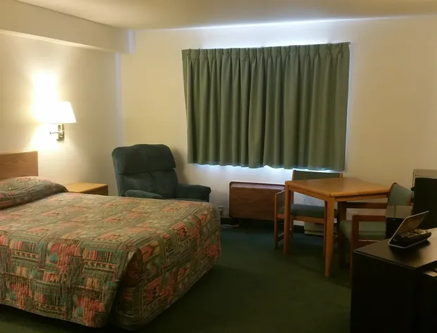 Travelodge by Wyndham Deer Lodge Montana hotel detail image 3