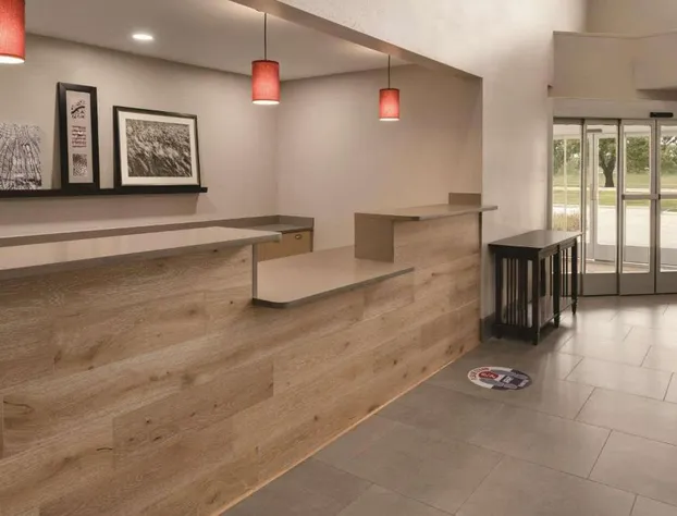 Country Inn & Suites by Radisson, Cedar Falls, IA hotel detail image 1