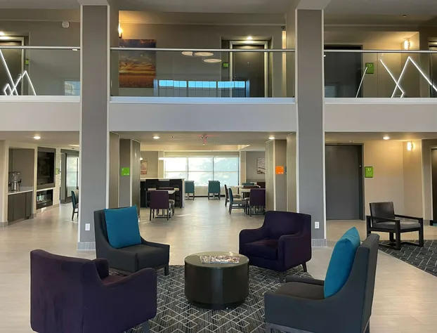 La Quinta Inn & Suites by Wyndham Jonesboro hotel detail image 4