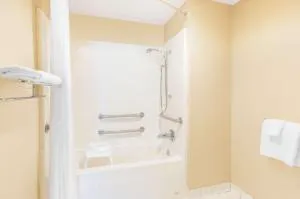 Baymont by Wyndham Jonesboro hotel detail image 3