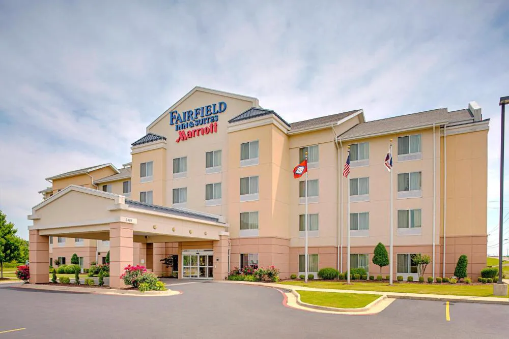Fairfield Inn & Suites Jonesboro hotel hero