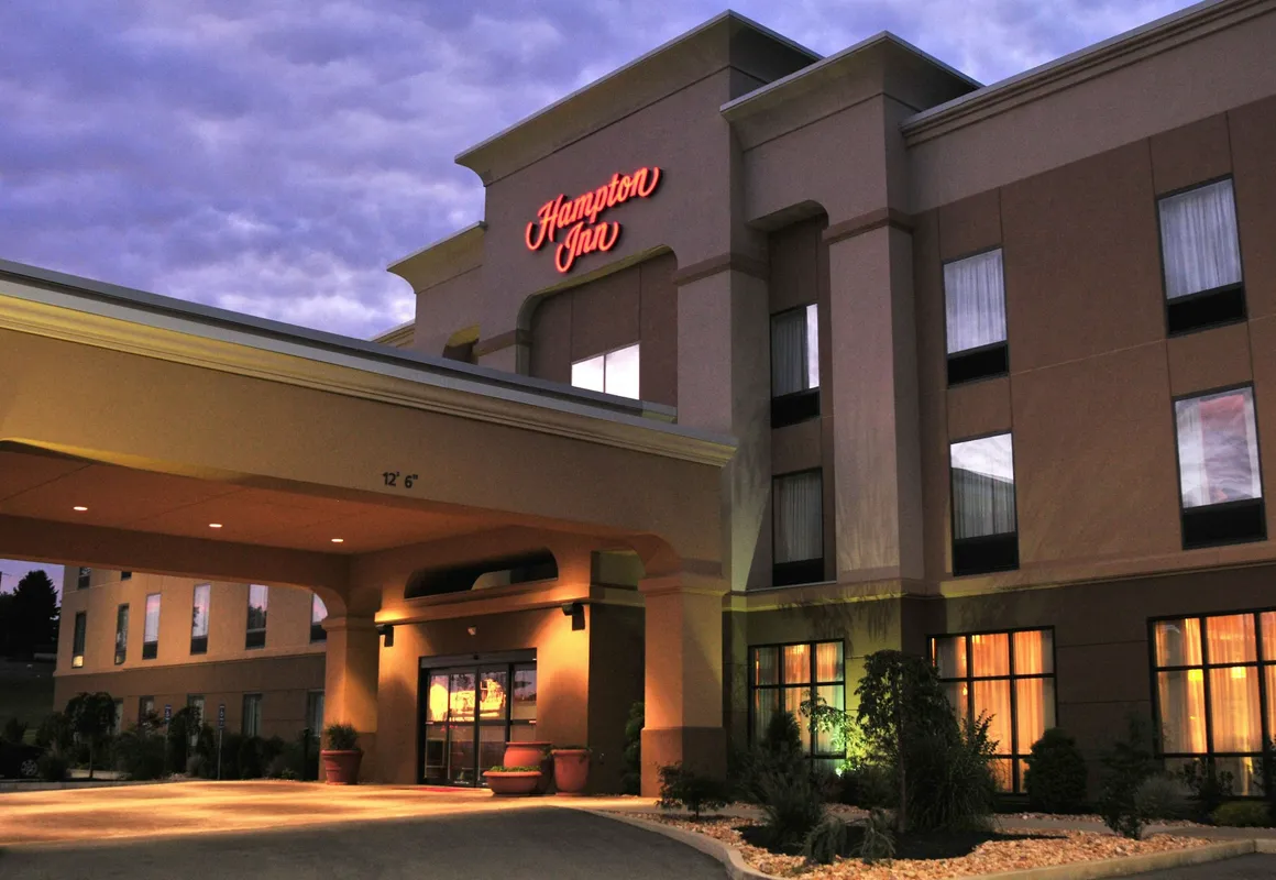Hampton Inn Indiana hotel hero