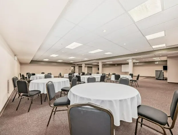 Grande Cache Inn and Suites hotel detail image 4