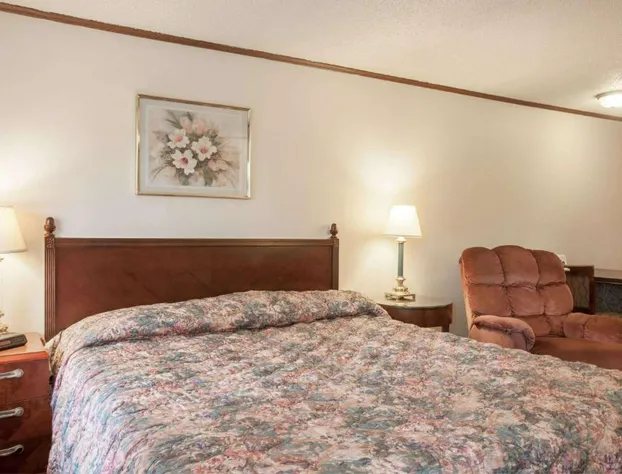 Knights Inn Greensburg hotel detail image 4