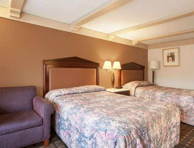 Knights Inn Greensburg hotel detail image 4