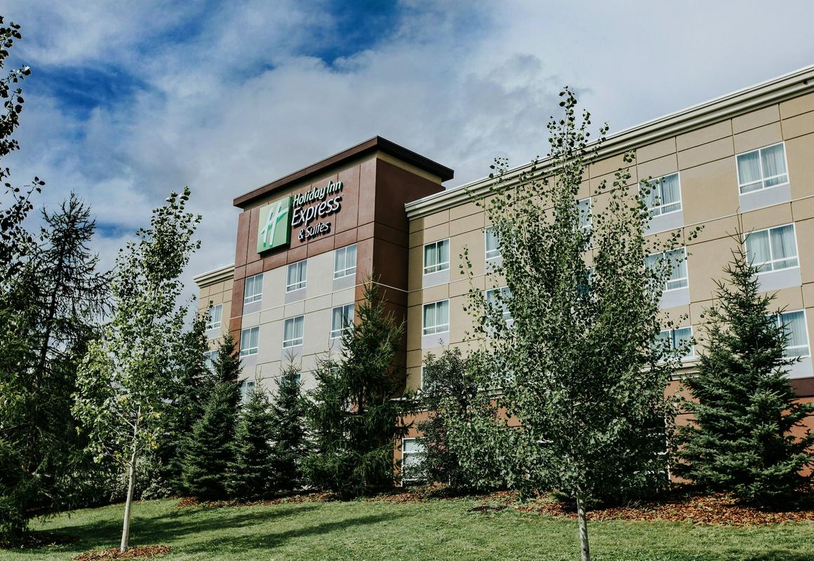 Holiday Inn Express & Suites Spruce Grove - Stony Plain, an IHG Hotel hotel hero