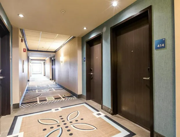 Holiday Inn Express & Suites Spruce Grove - Stony Plain by IHG hotel detail image 4
