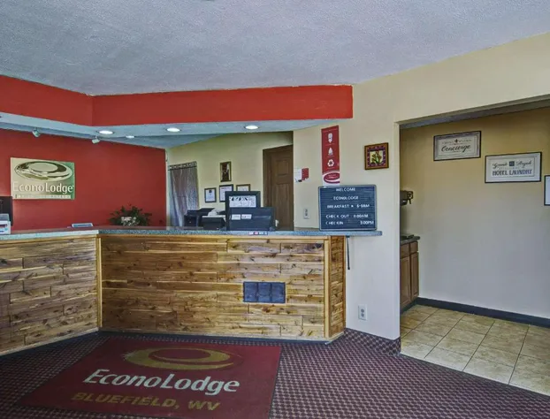 Econo Lodge Near Bluefield College hotel detail image 2