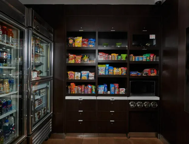 Courtyard by Marriott Bristol hotel detail image 2