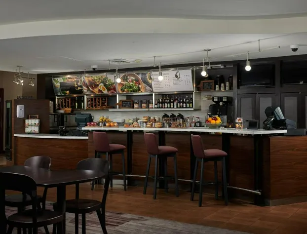 Courtyard by Marriott Bristol hotel detail image 3