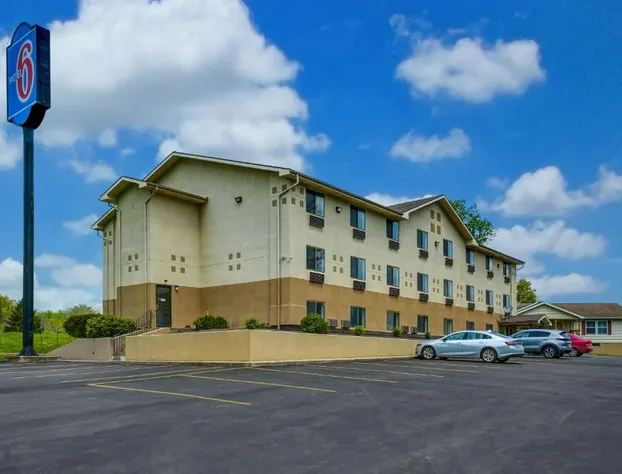 Motel 6 Montoursville, PA - Williamsport hotel detail image 3