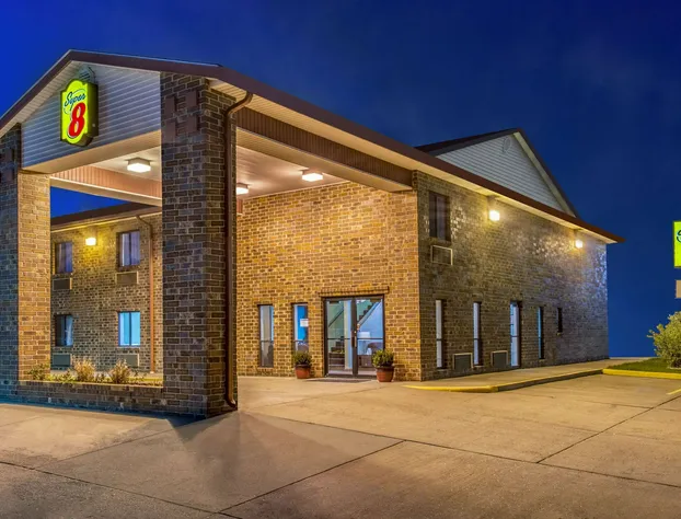 Super 8 by Wyndham Wakeeney hotel detail image 1