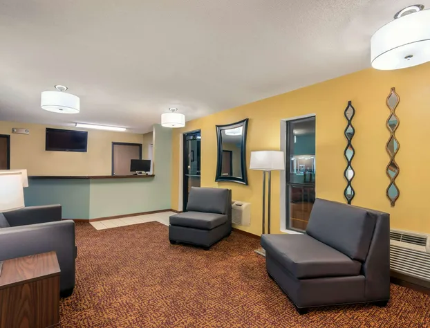 Super 8 by Wyndham Wakeeney hotel detail image 3