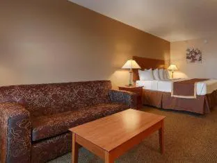 Quality Inn & Suites hotel detail image 1