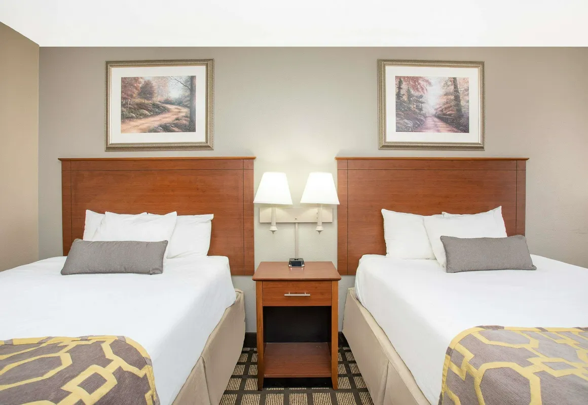 Baymont by Wyndham Hays hotel hero