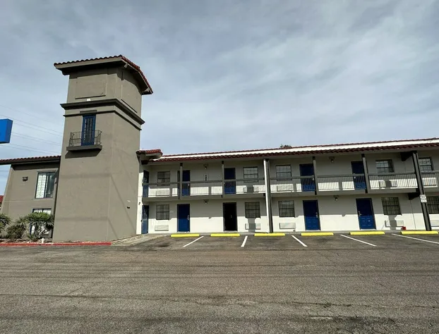 Motel 6 Beaumont, TX hotel detail image 4