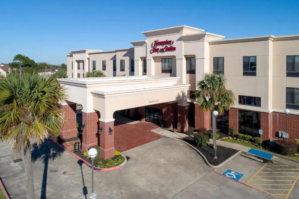 Hampton Inn & Suites Port Arthur hotel hero