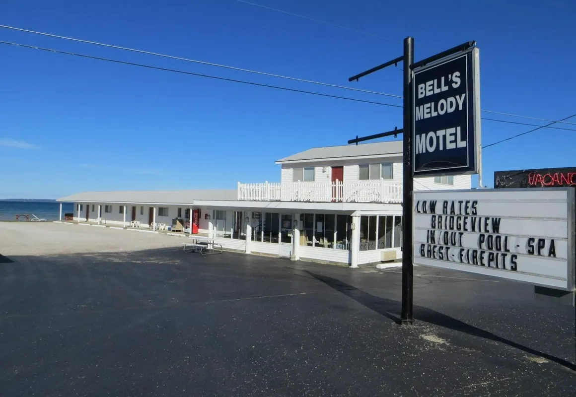Bell's Melody Motel hotel hero