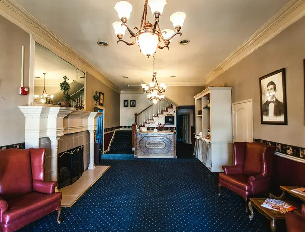 Commodore Hotel & Café hotel detail image 2