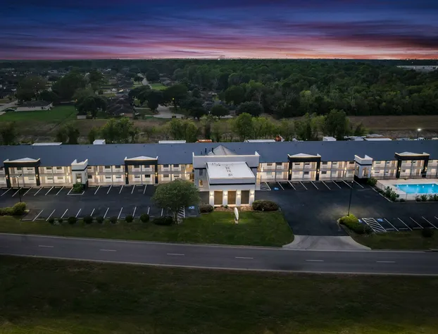 Baymont by Wyndham Beaumont hotel detail image 4