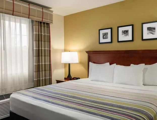 Country Inn & Suites by Radisson, Dakota Dunes, SD hotel detail image 3