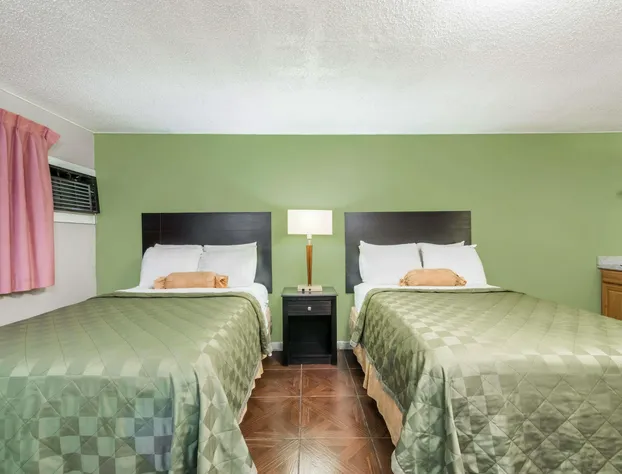 Executive Inn and Kitchenette Suites hotel detail image 3