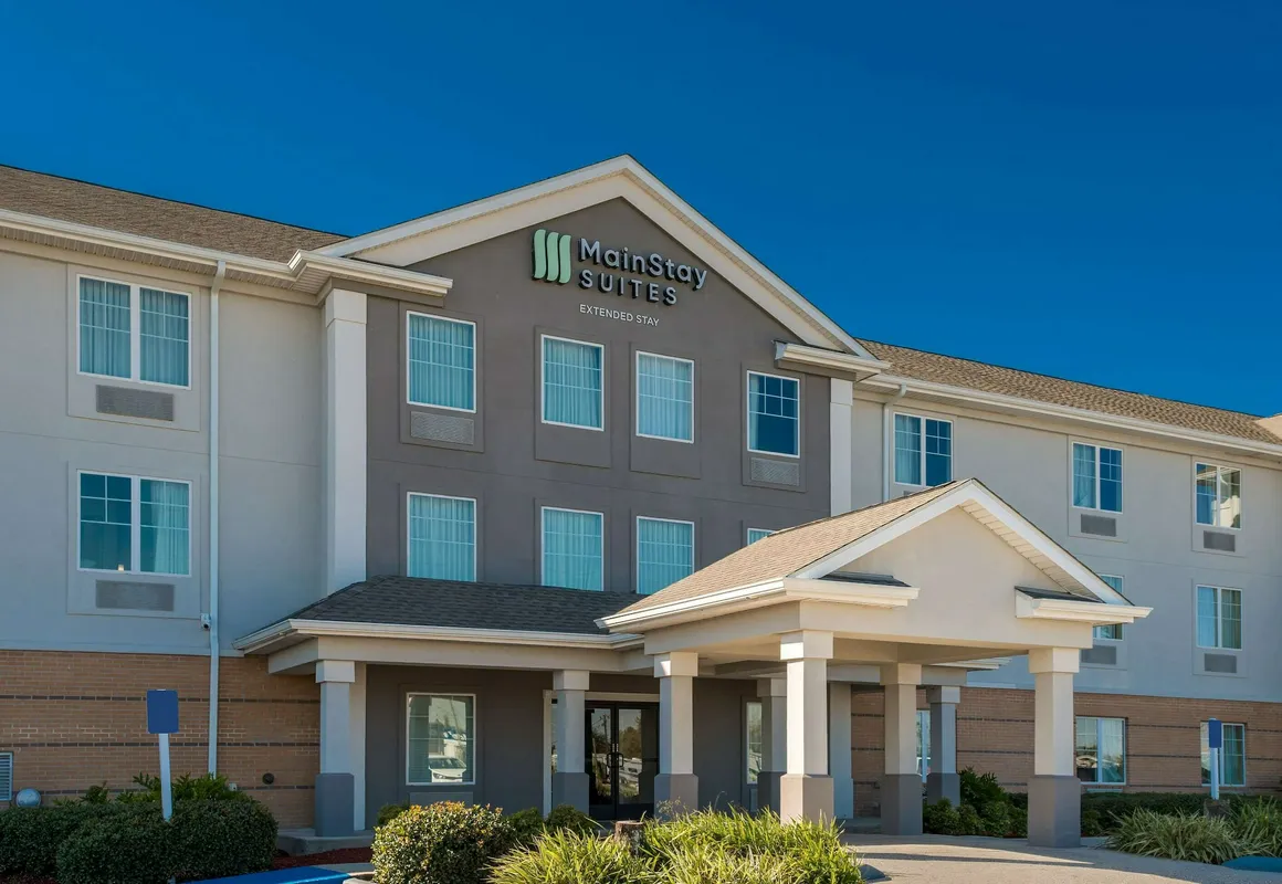 MainStay Suites Houma hotel hero