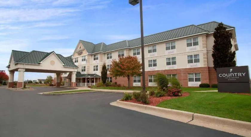 Country Inn & Suites by Radisson, Dundee, MI hotel hero