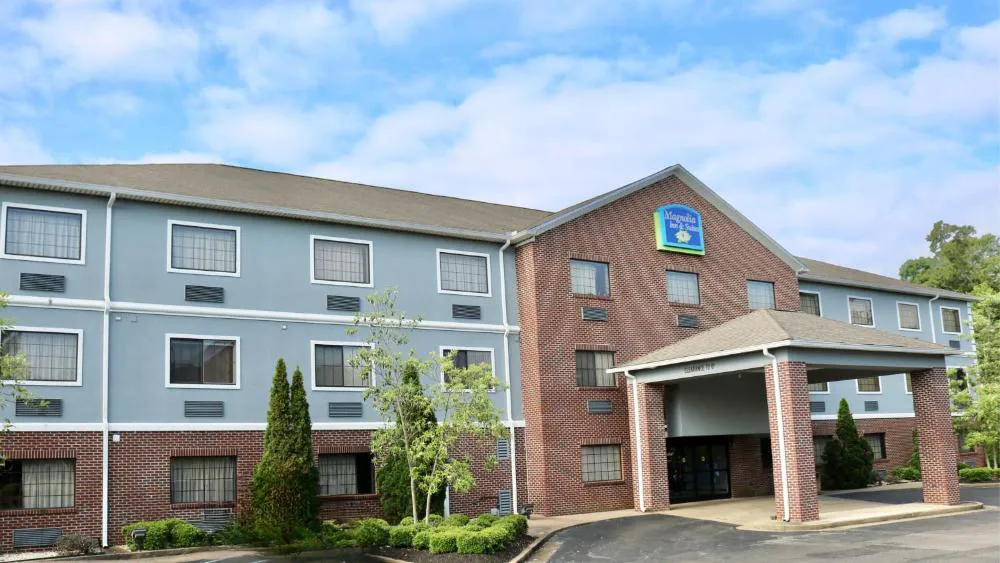 Magnolia Inn and Suites Olive Branch hotel hero