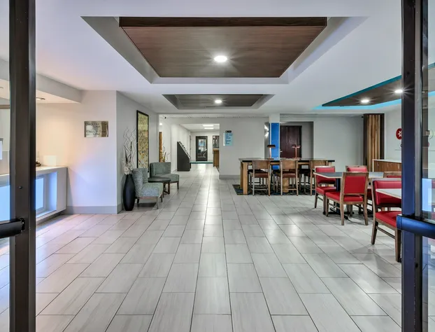 Holiday Inn Express & Suites Three Rivers by IHG hotel detail image 1