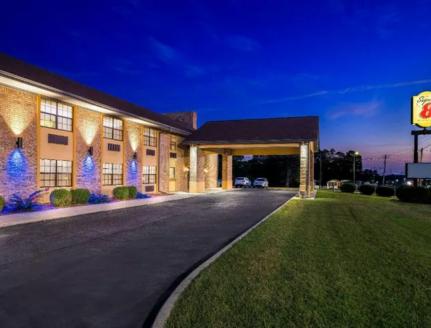 Super 8 by Wyndham Paragould hotel detail image 1