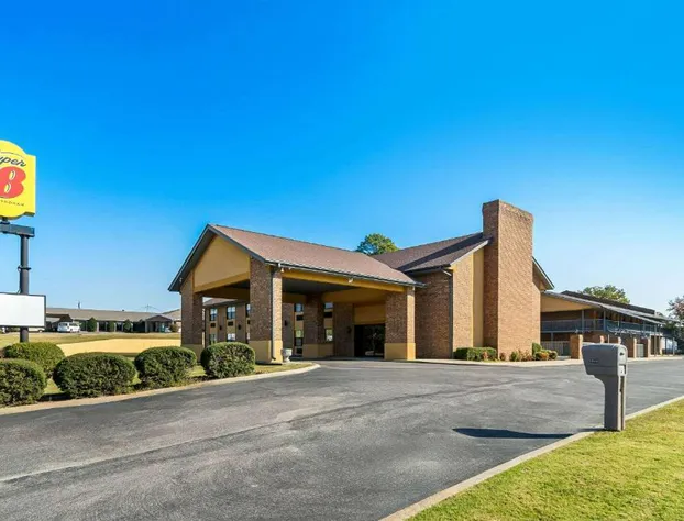 Super 8 by Wyndham Paragould hotel detail image 4