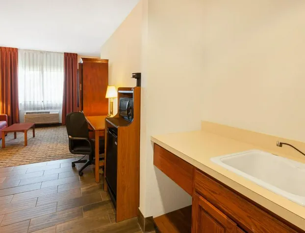 Baymont by Wyndham Chelsea hotel detail image 1