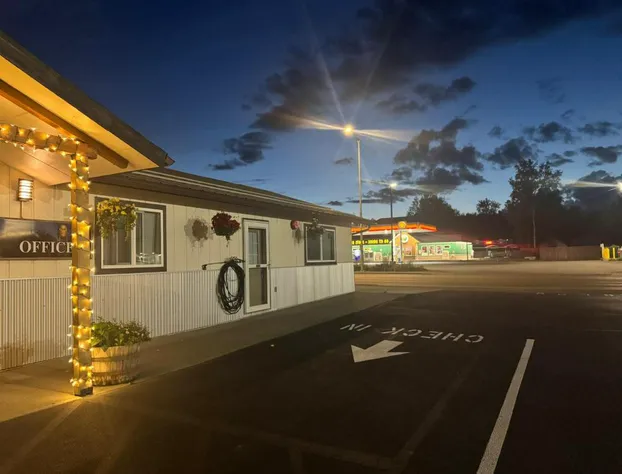 The Pioneer Motel hotel detail image 1